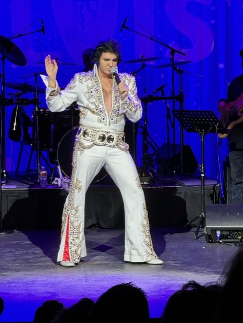 Donny Edwards performing as Elvis